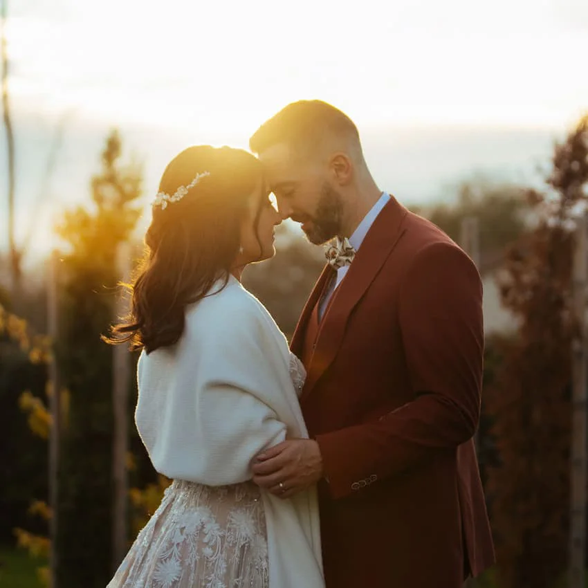 Mariage en salle de réception à La Grange aux Camélias, Pouilly-sous-Charlieu Loire